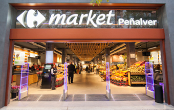 Exterior de un Supermercado Carrefour Market
